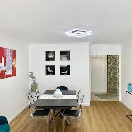 Vue Recent & Moderne 2 4 Pers *